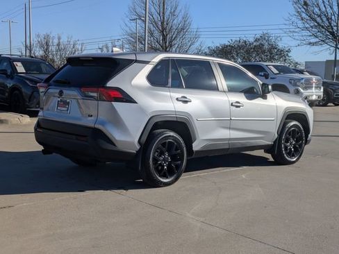Used 2024 Toyota RAV4 LE image 6