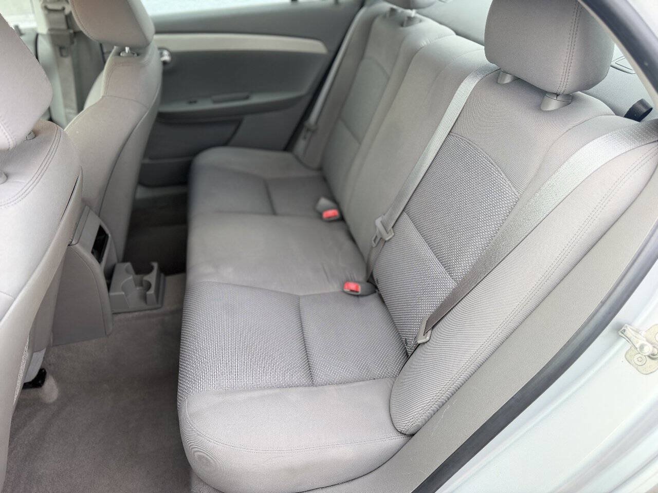 Used 2012 Chevrolet Malibu LS FWD image 10