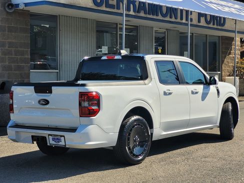 New 2025 Ford Maverick Lobo image 4