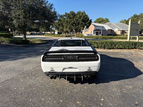 Used 2019 Dodge Challenger R/T Scat Pack image 9