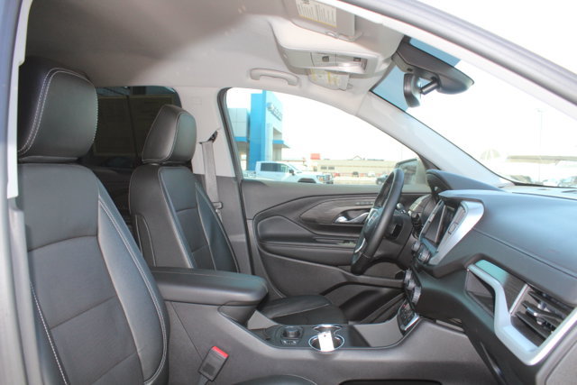 Used 2024 GMC Terrain SLT w/ Infotainment Package II FWD image 15