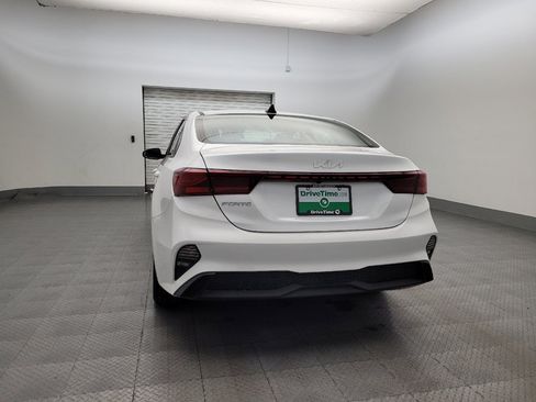 Used 2022 Kia Forte LXS w/ LXS Technology Package image 6