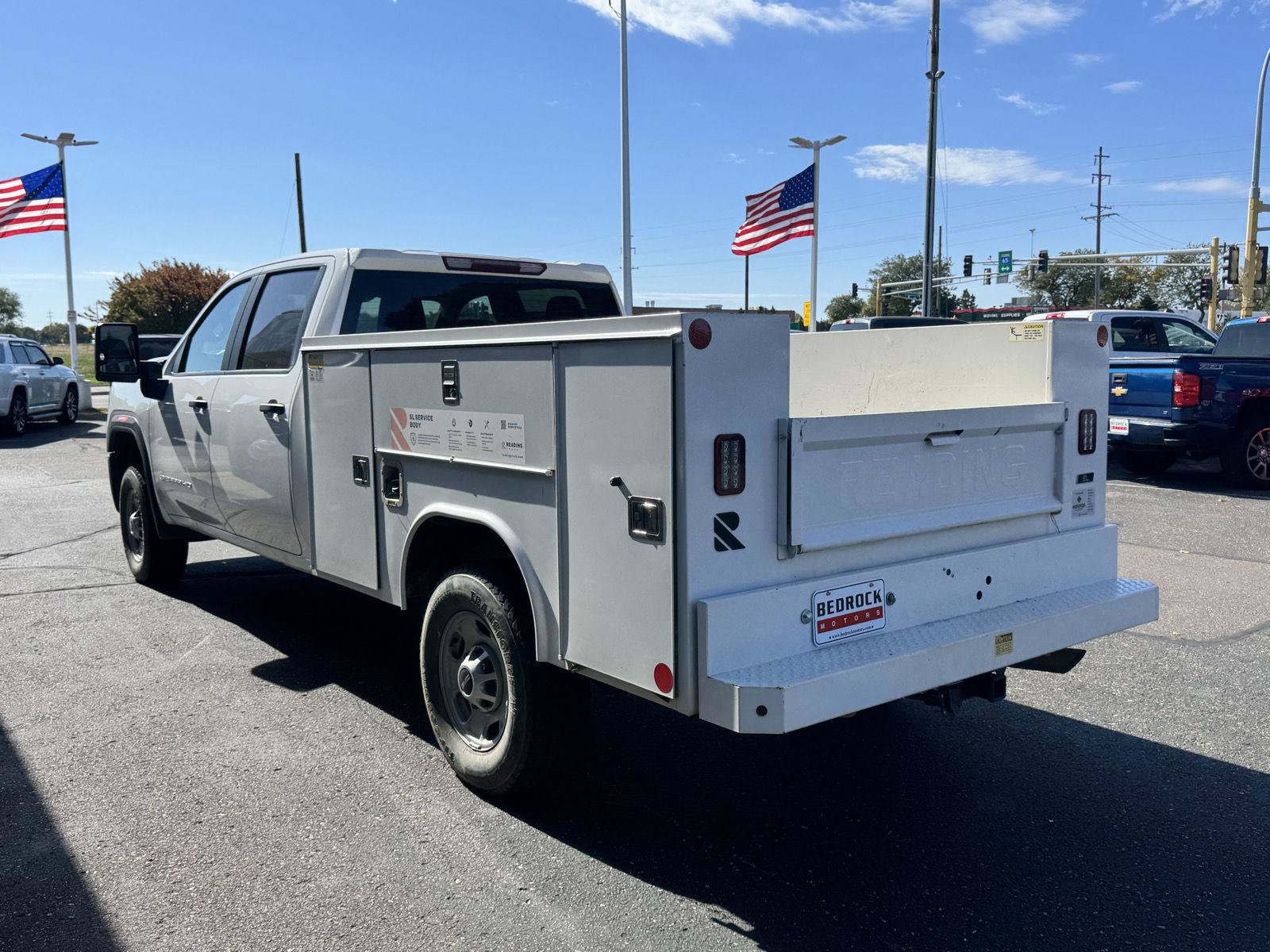Used 2024 GMC Sierra 2500 Pro w/ Convenience Package AWD/4WD image 2