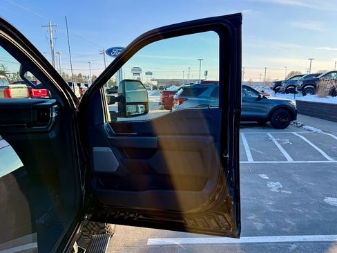 Certified 2024 Ford F350 Lariat w/ Lariat Ultimate Package image 17