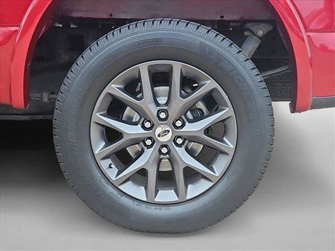 Used 2018 Ford F150 Lariat image 24
