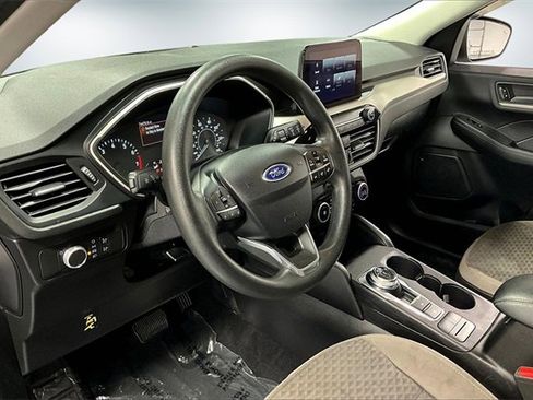 Used 2022 Ford Escape SE image 15