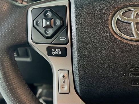 Used 2018 Toyota 4Runner Limited image 16