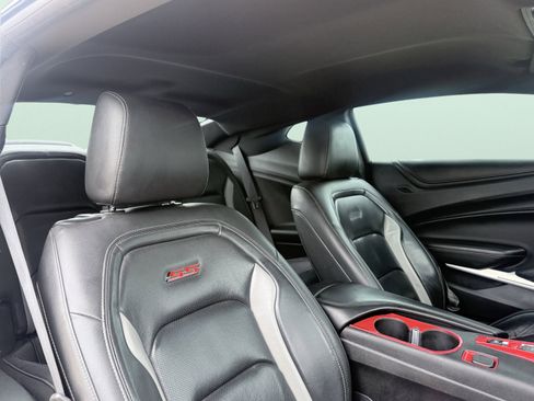 Used 2018 Chevrolet Camaro SS w/ Redline Edition image 32