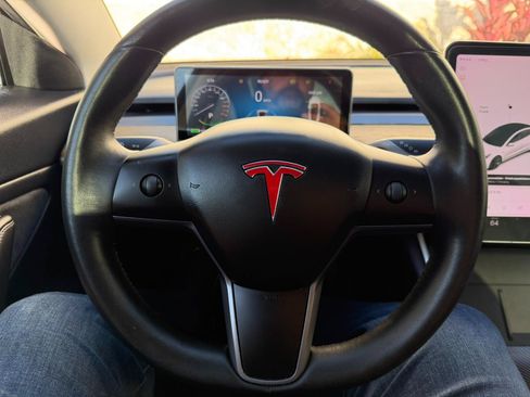 Used 2020 Tesla Model 3 Long Range AWD/4WD image 24
