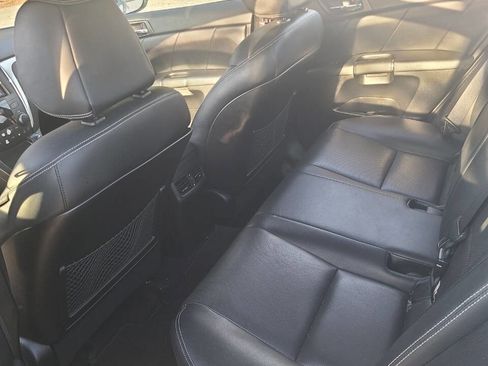 Used 2011 Suzuki Kizashi Sport SLS image 10