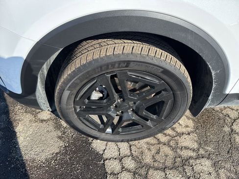 Used 2025 Kia Telluride EX X-Line image 22