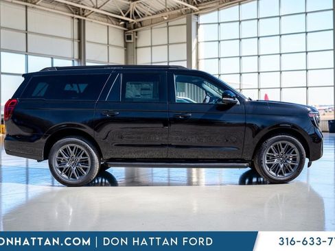 New 2026 Ford Expedition Max Platinum w/ Stealth Appearance Package image 35