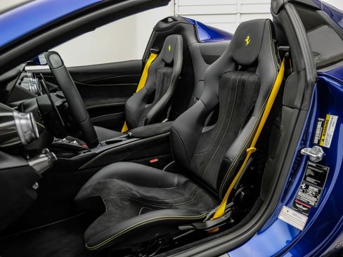 Used 2023 Ferrari 812 GTS RWD image 48
