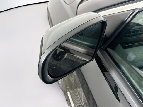 Used 2024 Jeep Compass Sport image 16