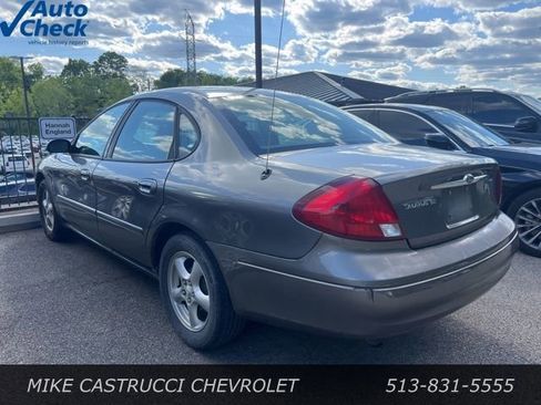 Used 2002 Ford Taurus SE FWD image 4