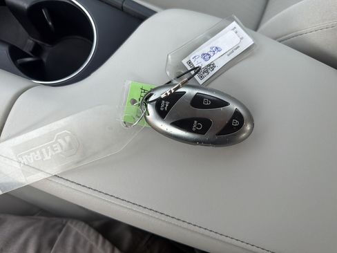 Used 2025 Hyundai Sonata SEL FWD image 31