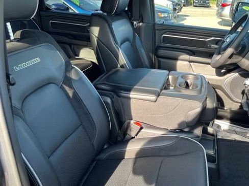 Used 2025 RAM 1500 Laramie AWD/4WD image 15