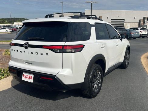 New 2026 Nissan Pathfinder SV FWD image 6