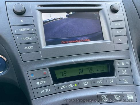 Used 2015 Toyota Prius Two FWD image 20
