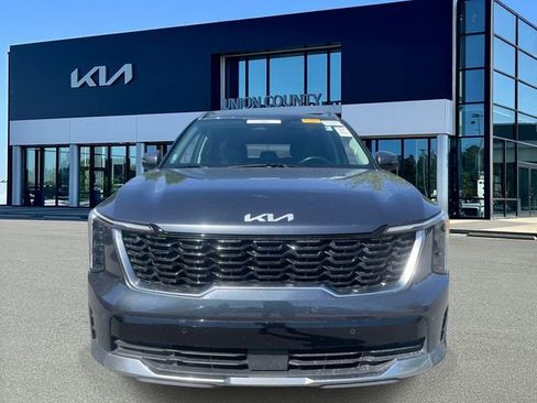 Certified 2024 Kia Sorento S FWD image 6