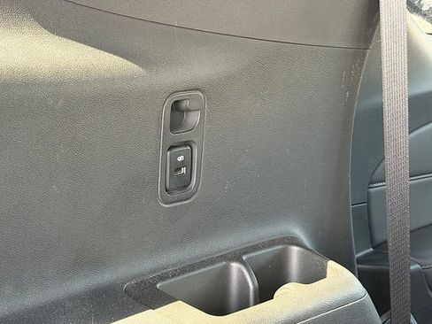 Used 2023 Chevrolet Traverse LT w/ LPO, Floor Liner Package AWD/4WD image 19