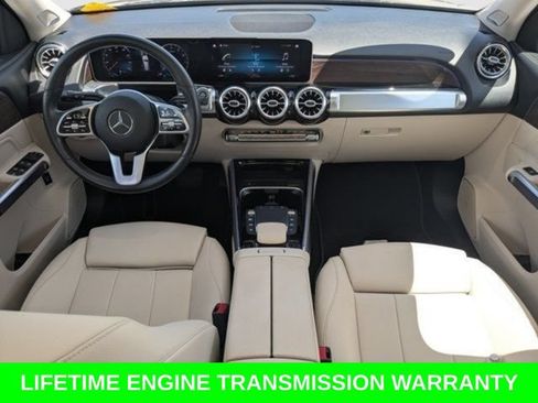 Used 2021 Mercedes-Benz GLB 250 4MATIC image 16
