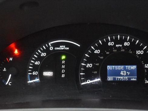 Used 2007 Toyota Camry Hybrid FWD image 12