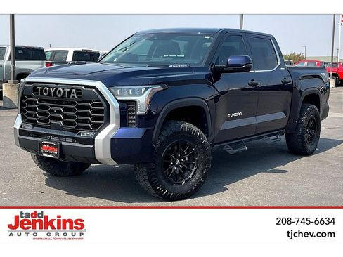 Used 2023 Toyota Tundra Limited image 1
