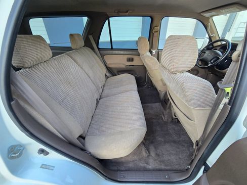 Used 1998 Toyota 4Runner SR5 AWD/4WD image 17
