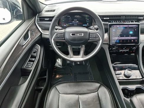 Used 2024 Jeep Grand Cherokee Limited 4xe AWD/4WD image 11