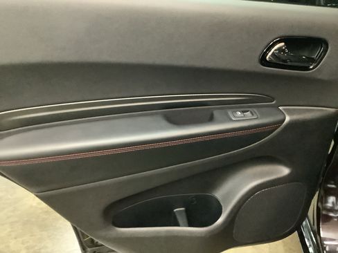 Used 2025 Dodge Durango GT AWD/4WD image 23