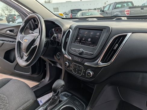 Used 2022 Chevrolet Equinox LT image 23