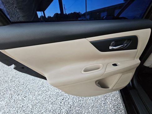 Used 2017 Nissan Altima 2.5 S w/ Power Driver Seat Package image 19