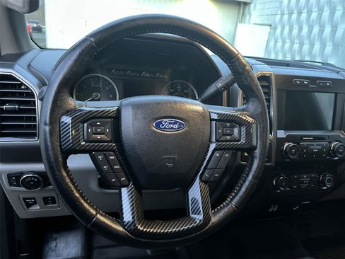 Used 2019 Ford F150 XLT w/ Equipment Group 302A Luxury image 14