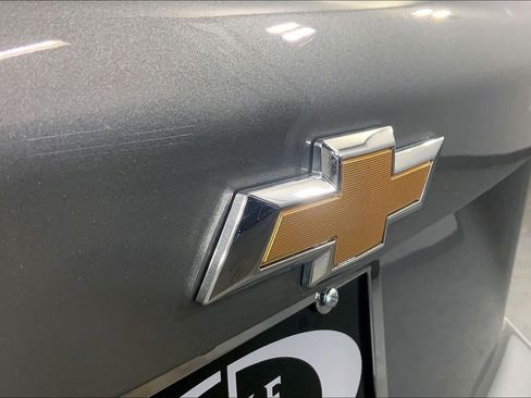 Used 2025 Chevrolet Equinox LT FWD image 29