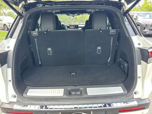 Certified 2025 INFINITI QX60 Autograph w/ Cargo Package AWD/4WD image 13