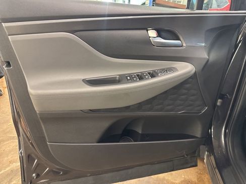 Used 2023 Hyundai Santa Fe SEL image 11