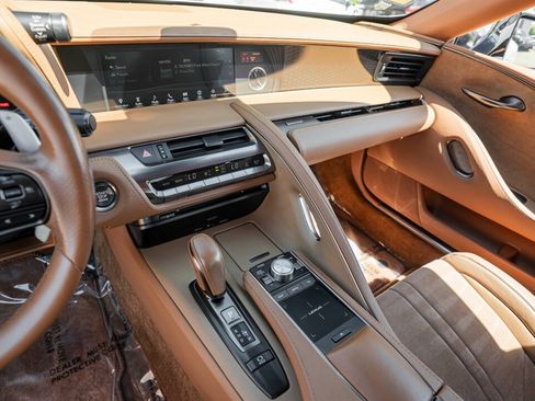 Used 2018 Lexus LC 500 Coupe RWD image 41