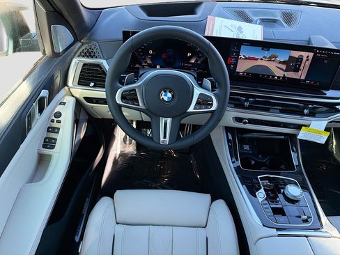 New 2026 BMW X5 M60i image 16