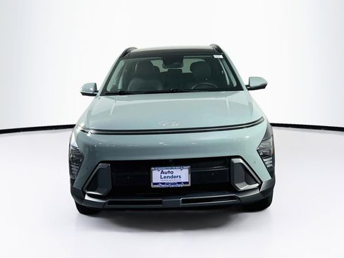 Used 2024 Hyundai Kona Limited AWD/4WD image 2