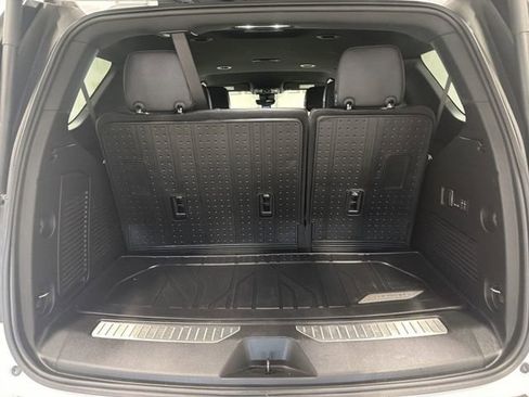 Certified 2025 Chevrolet Tahoe RST w/ RST Performance Edition AWD/4WD image 15
