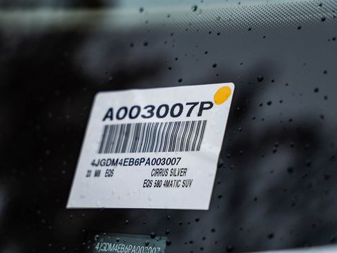 Used 2023 Mercedes-Benz EQS 580 4MATIC SUV image 28