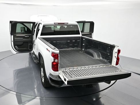 Certified 2025 Chevrolet Silverado 2500 LT w/ Convenience Package image 44