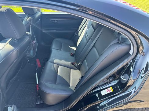 Used 2018 Lexus ES 350 w/ Premier Package FWD image 8