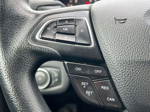 Used 2019 Ford Escape SE image 23