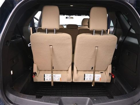 Used 2017 Ford Explorer Base image 34