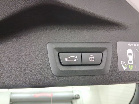 New 2026 BMW X5 xDrive40i w/ M Sport Package image 17