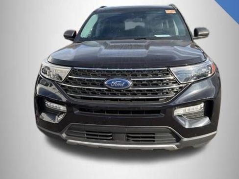 Used 2022 Ford Explorer XLT w/ Equipment Group 202A image 26