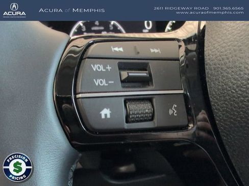 Used 2025 Honda Pilot Touring image 16