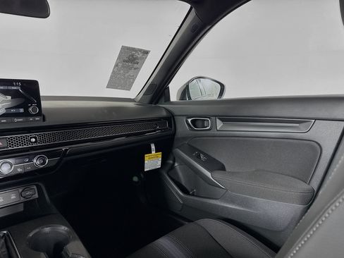 Certified 2025 Honda Civic Sport image 26